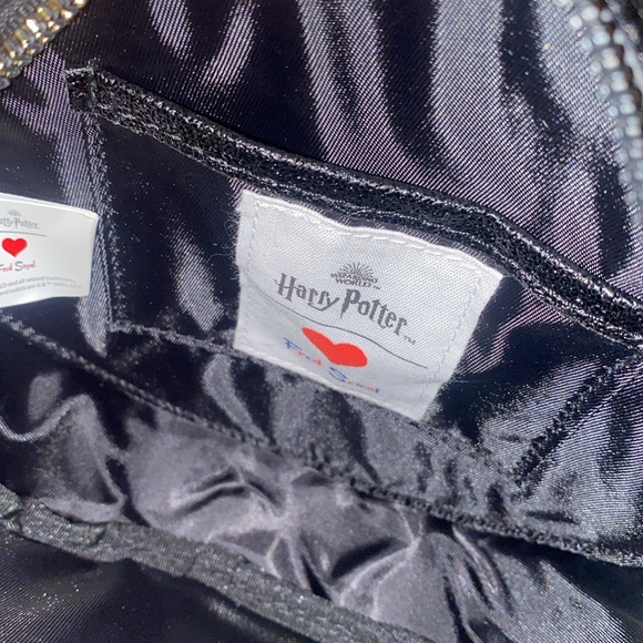 Fred Segal HARRY POTTER Crossbody! - Picture 6 of 9